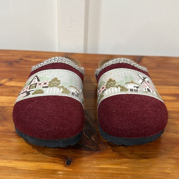 Birki's Birkenstock Storytelling Ribbon Felt Clogs Sheep Windmill Countryside - Picture 5 of 9